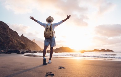 How to Overcome the Fear of Traveling Abroad Alone